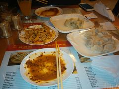 -新兴园饺子馆(河南街店)