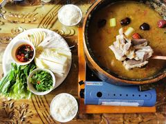 墨脱羊排石锅-宗巴雍姆藏餐府