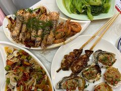 -覃记海鲜美食餐厅