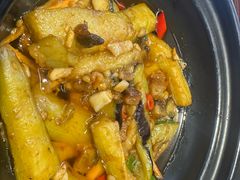 -民间瓦缸煨汤館(嵩山路店)