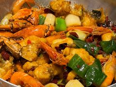 -七欣天香辣蟹火锅(闵行浦江欢乐颂店)