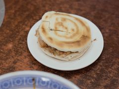 腊汁肉夹馍-汉思肴 热面皮(虬江路店)