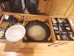 -勺子米线·云南传统小吃市集(四方街店)