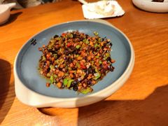 黑三剁-云海肴·汽锅鸡·云南代表菜(天山百盛优客店)