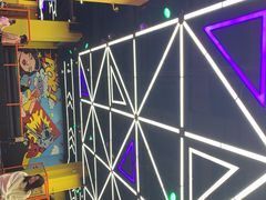 -爱蹦iBOON蹦床运动馆(江汉店)