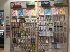 -猫的天空之城概念书店(印象城购物中心店)