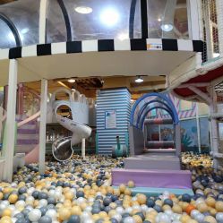 -多多淘儿童体验中心(重庆来福士店)