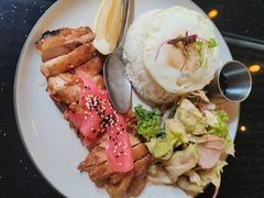 -BOURBON 玻本美式餐厅酒吧(虹桥新天地店)