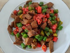 -天天向上素食餐厅(五台山店)