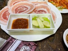 -韩风烤牛肉冷面店
