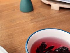 -蜜桃餐厅·伴山(湖滨商业街店)