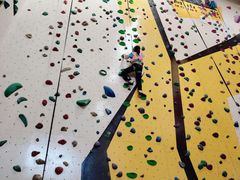 -问山MountQuest攀岩馆