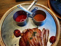 炭烧猪颈肉-小大董·烤鸭(西客站店)