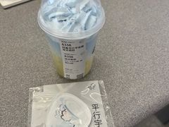 -喜茶(迪士尼小镇·平行宇宙店)