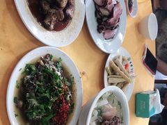 -荣生萝卜汤饭店