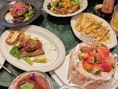 -秘密旅行Bonjour(黑金冠 江南西店)
