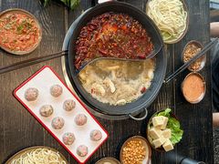 -冯校长老火锅(中联广场店)