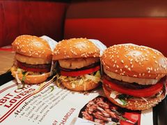 -The Habit Burger Grill 哈比特汉堡(复兴soho店)