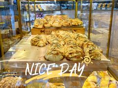 芋泥肉松-BreadTalk面包新语·烘焙蛋糕(高德置地春广场店)