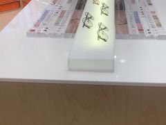 -moody彩瞳(环宇城店)