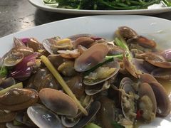 -四川小胡子海鲜(丁村万人海鲜广场店)