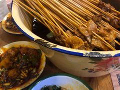 -拈签一笑黄牛肉辣卤串串