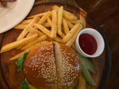 -羽深肉铺 Steak & Wine