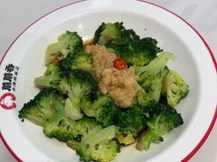 -关东小磨东北菜(上海长风大悦城店)