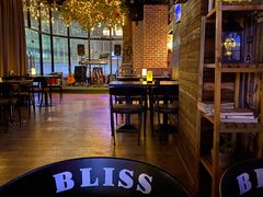 -赢吧Bliss音乐酒吧