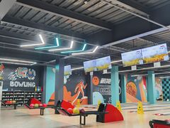 -极限PLAY运动娱乐新世界·团建派对表演休闲馆·室内高空游乐园