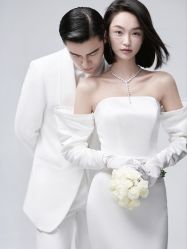 -至臻微拉婚纱摄影