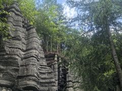 -梭布垭石林景区