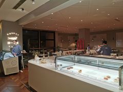 -潮一不贰·法式甜品·生日蛋糕·西式简餐(外滩店)