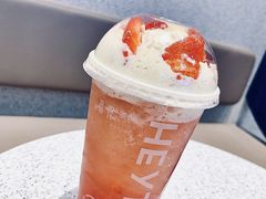-喜茶(北京华贸购物中心店)