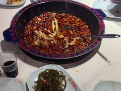 -何师傅美蛙鱼头(汉街店)