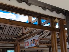 -阿瓦山寨·湘菜现炒·剁椒鱼头王(咸阳总店)