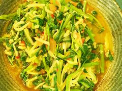 酸笋炒空心菜-浩海火燒雲傣家菜(静安芮欧店)