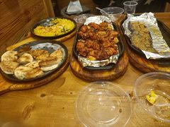 -老东镇啤酒屋海鲜加工·蒸汽海鲜·海鲜烧烤(台东店)