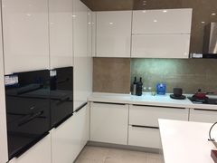 -佰丽爱家全屋定制(汶水店)