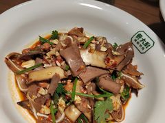 -费大厨辣椒炒肉(万家丽一店)