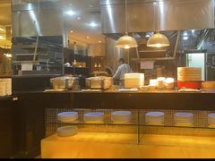 -上海西藏大厦万怡自助餐厅(徐汇店)