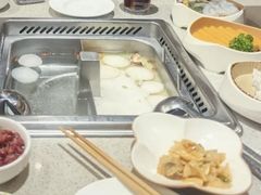 -海底捞火锅鲜切牛肉主题店(长寿路店)