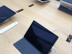 -Apple零售店(新街口店)