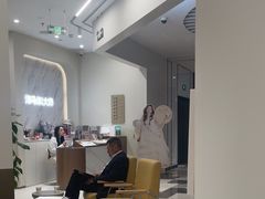 -HIMO海马体照相馆(上海华润CP静安店)