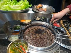 -韩烧牛中牛·甄选黑牛烤肉(黑金店)