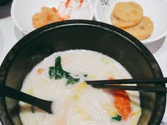 -大鼓米线(浦东长泰店)