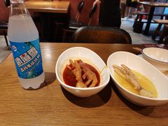 -二孃鸡爪爪(东风路总店)