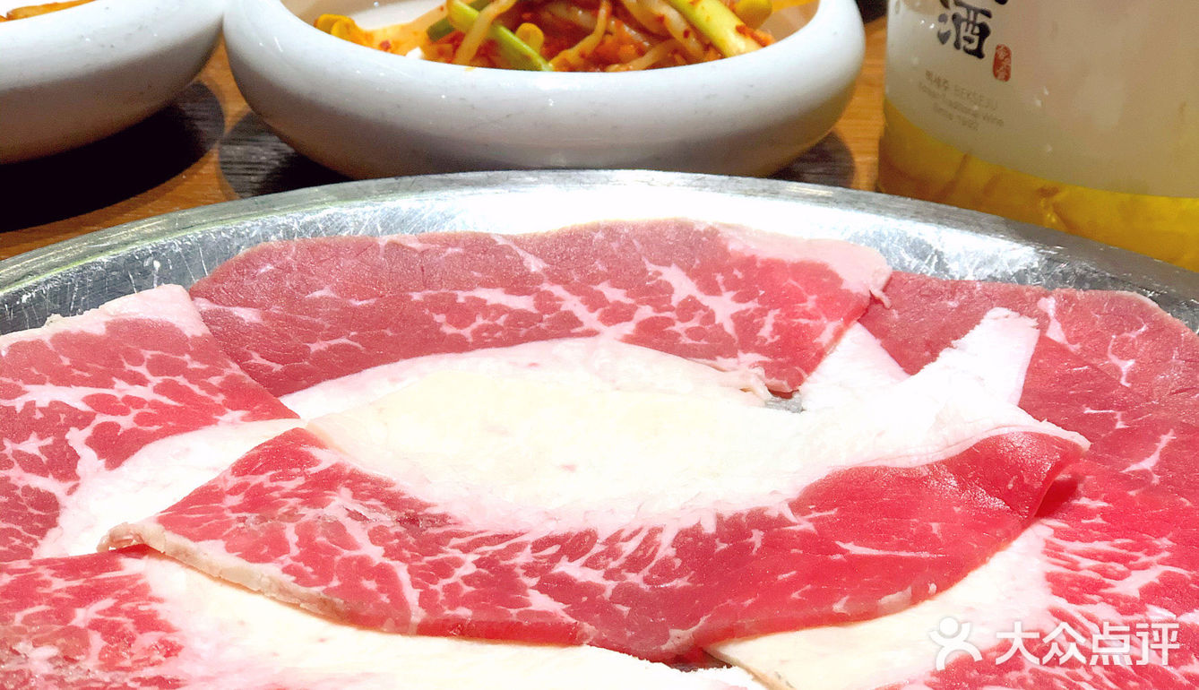 🇰🇷敲有氛围的正宗韩式传统烤肉，仿佛置身韩国