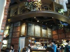 -玛格萝妮(汇智国际商业中心店)