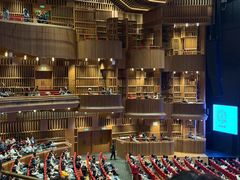 -交通银行前滩31演艺中心